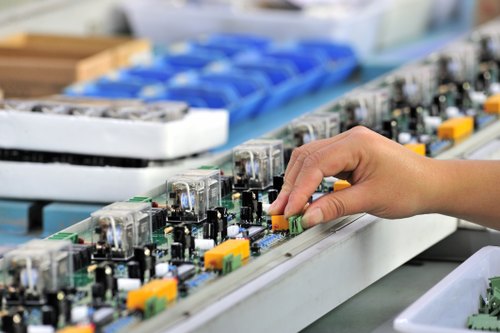 What Are The Commonly Used Electronic Devices In PCB Assembly Processing?